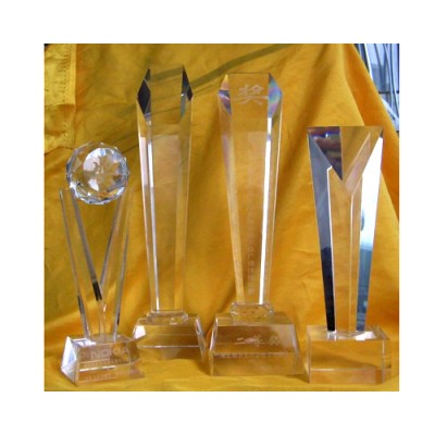 CRYSTAL TROPHY-IGT-TR0004